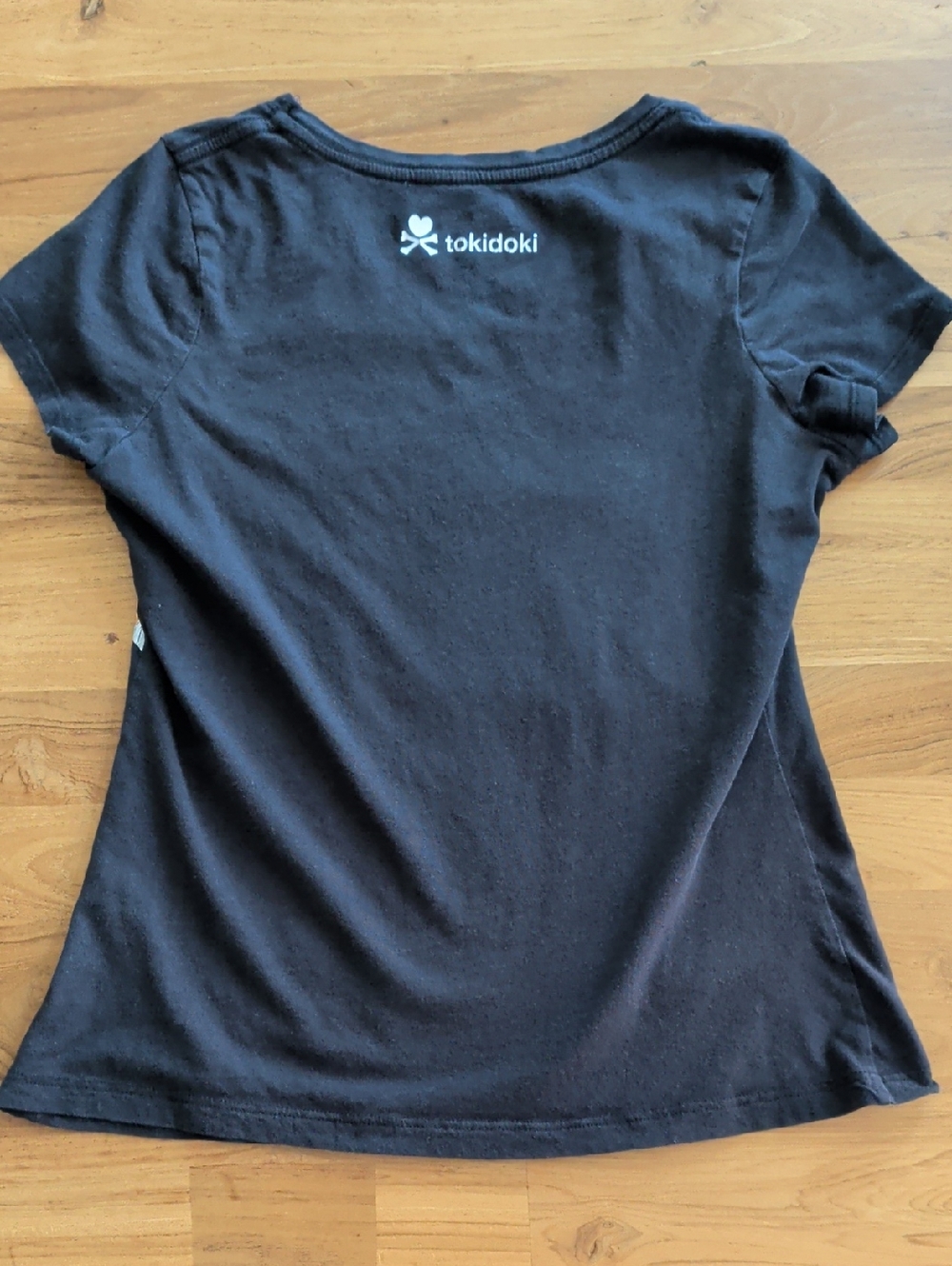 Tokidoki V-neck Tee - M - Picture 3 of 11